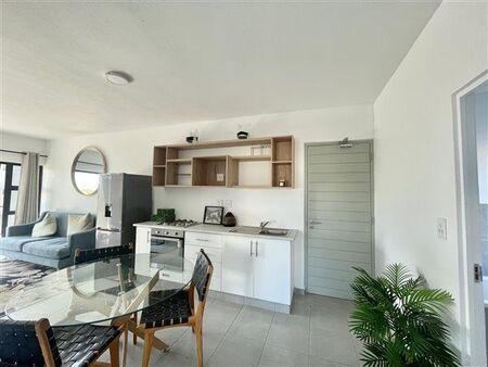3 Bedroom Apartment in Sheffield Beach