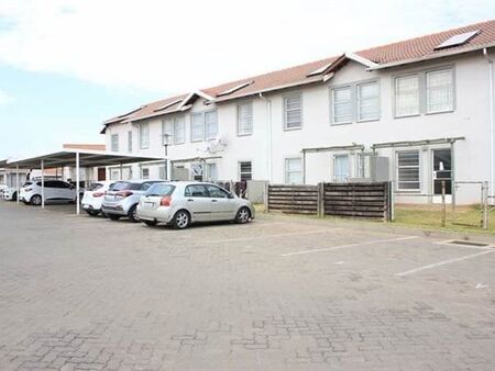 2 Bedroom Apartment in Randfontein