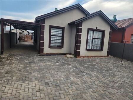 3 Bedroom House in Soshanguve
