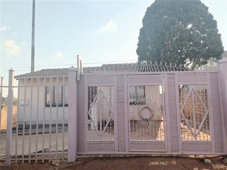 2 Bedroom House in Soshanguve