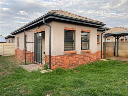 3 Bedroom Townhouse in Andeon Ah