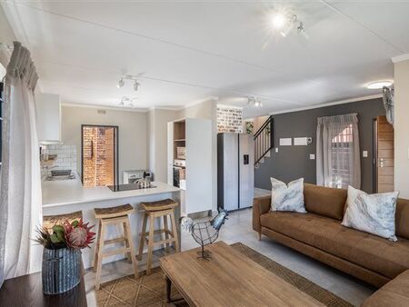 3 Bedroom House in Roodeplaat
