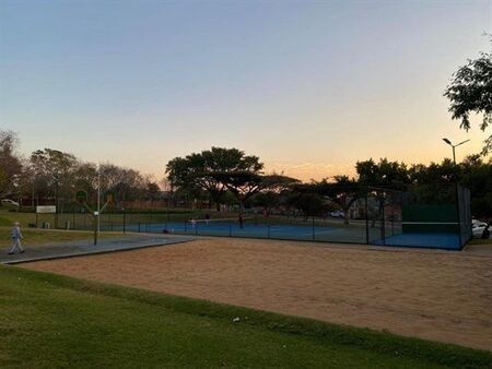 2 Bedroom Apartment in Mooikloof Ridge
