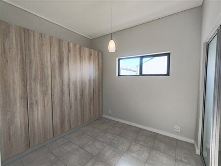 1 Bedroom Apartment in Mooikloof Equestrian Estate