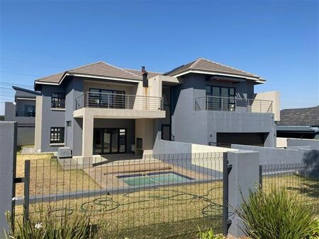 4 Bedroom House in The Hills