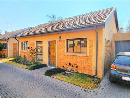 2 Bedroom Townhouse in Equestria