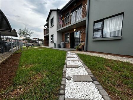 2 Bedroom Apartment in Willow Park Manor