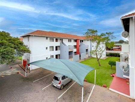 2 Bedroom Apartment in Groenkloof