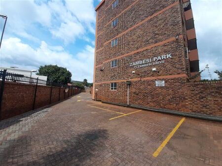 3 Bedroom Apartment in Sinoville