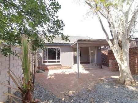 1 Bedroom House in Pretoria North
