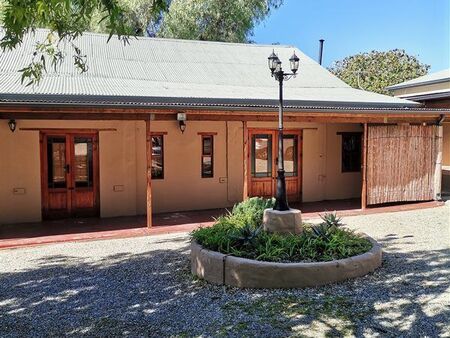 1 Bedroom Apartment in Piketberg