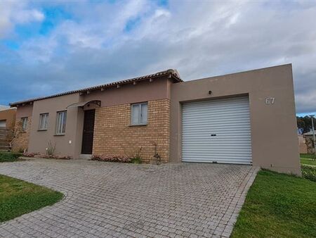 2 Bedroom House in Hansmoeskraal