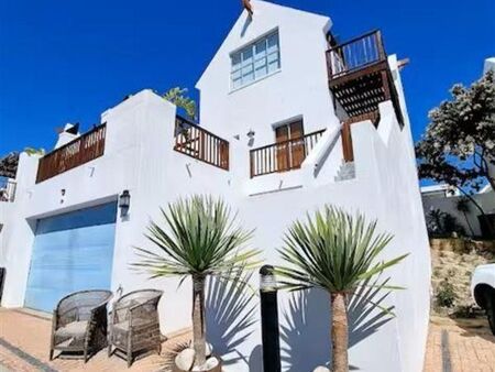 4 Bedroom House in Big Bay