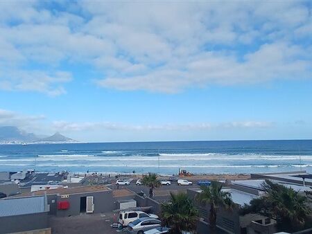 1 Bedroom Apartment in Bloubergrant