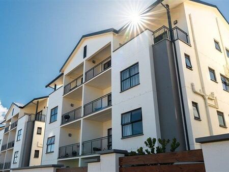 1 Bedroom Apartment in Melkbosstrand