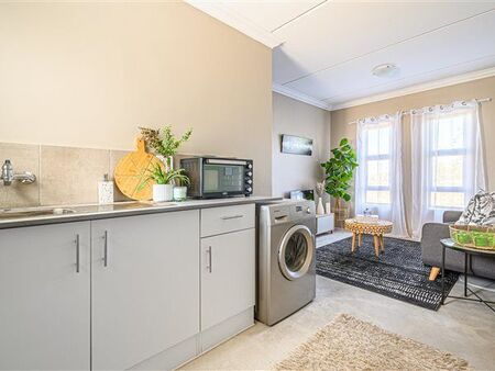 2 Bedroom Apartment in Scottsdene