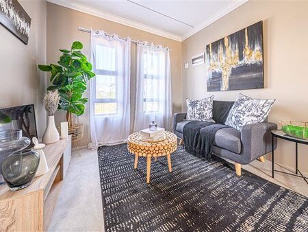 2 Bedroom Apartment in Scottsdene