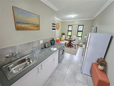 2 Bedroom Apartment in Scottsdene