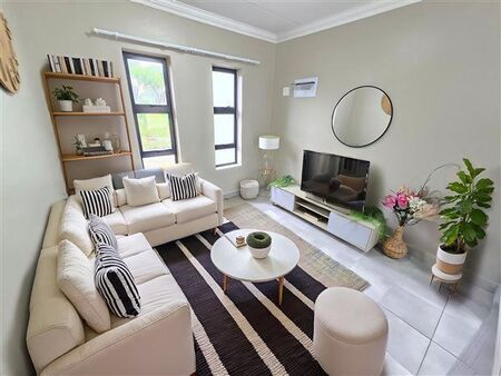 2 Bedroom Apartment in Scottsdene