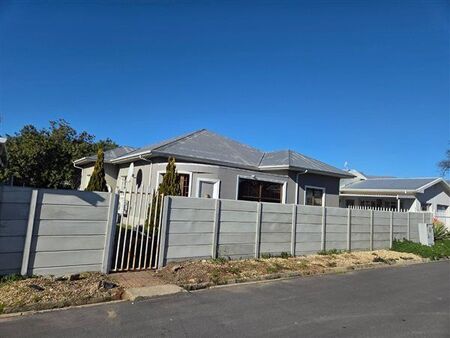 3 Bedroom House in Rawsonville