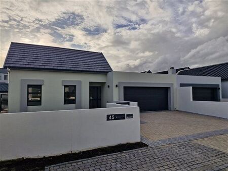 3 Bedroom House in Sitari
