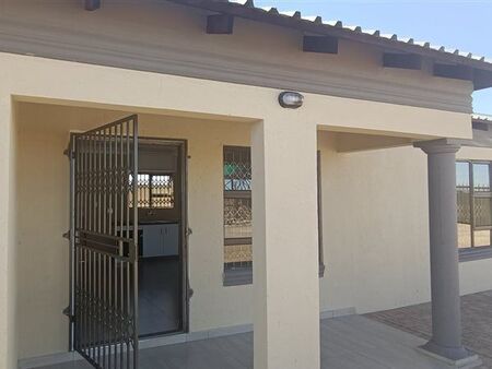 1 Bedroom Flat in Kuruman