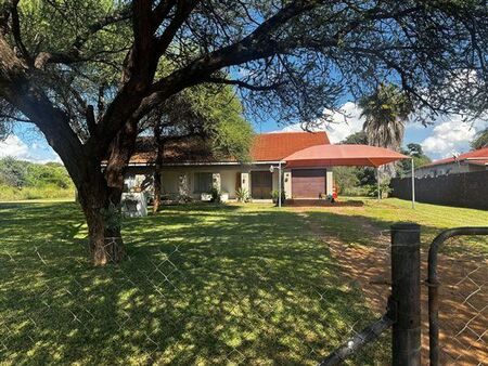 3 Bedroom House in Lephalale (Ellisras)