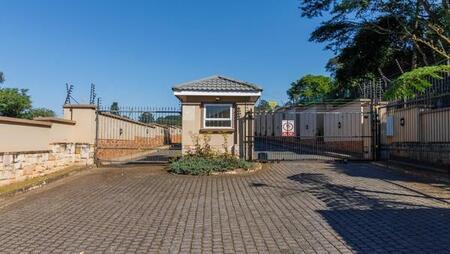 2 Bedroom Apartment in Kloof