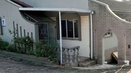 2 Bedroom house to rent in Avoca, Durban