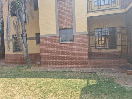 3 Bedroom flat to rent in Cashan, Rustenburg