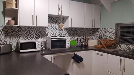 1 Bedroom apartment to rent in Newton Park, Port Elizabeth