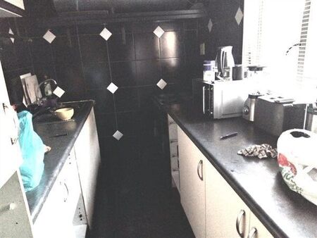 2 Bedroom Apartment in Sunnyside