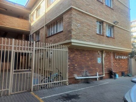 1 Bedroom Apartment in Arcadia