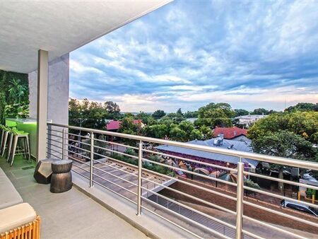 3 Bedroom Apartment in Menlo Park