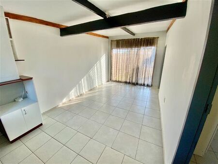 2 Bedroom Flat in Queenswood