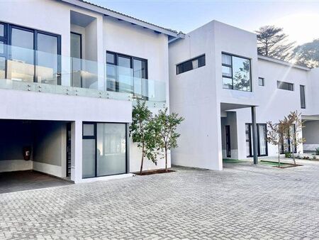 2 Bedroom Townhouse in Sandown