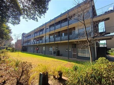 2 Bedroom Apartment in Linden