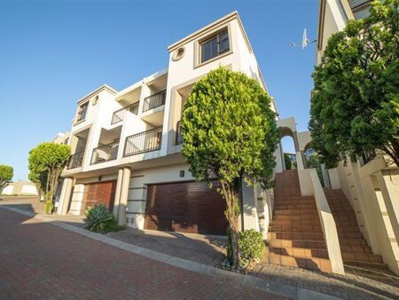 2 Bedroom Duplex in Northcliff