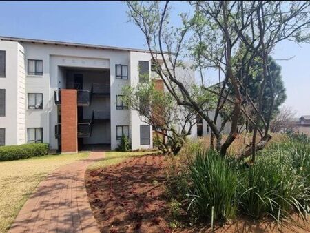 2 Bedroom Apartment in Jackal Creek Golf Estate