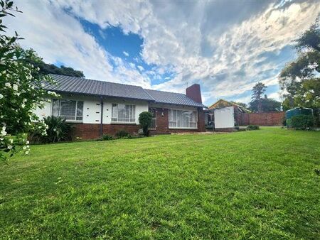 3 Bedroom House in Mondeor