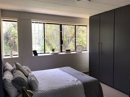 1 Bedroom Apartment in Kew