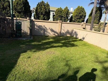 3 Bedroom House in Kensington