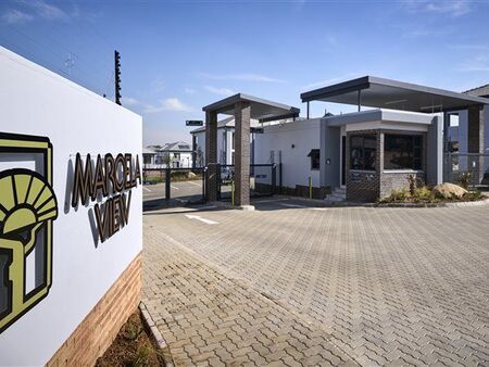 2 Bedroom Apartment in Fourways