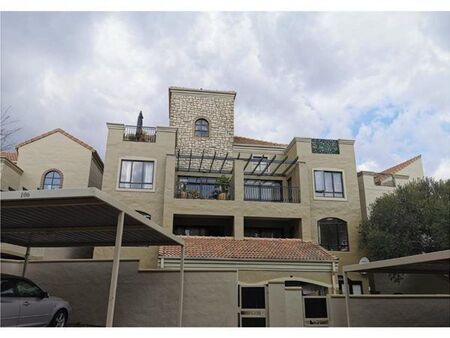 2 Bedroom Apartment in Douglasdale