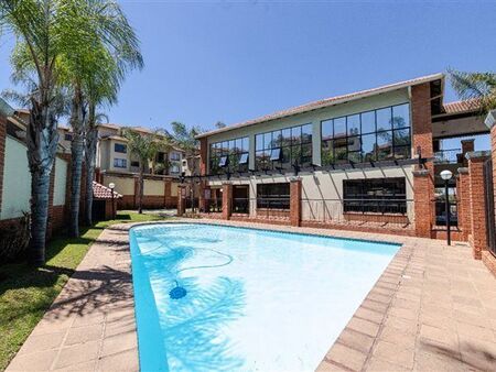3 Bedroom Apartment in Sunninghill