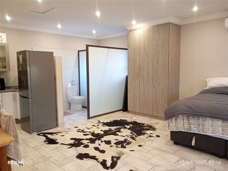 Studio apartment in Glen Erasmia