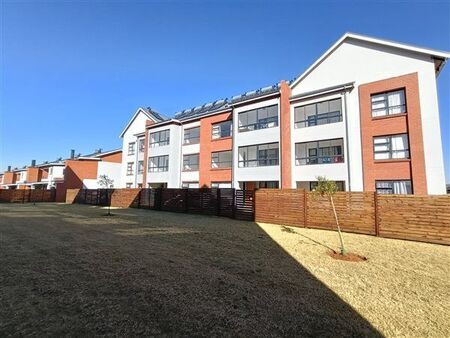 2 Bedroom Apartment in Glen Marais