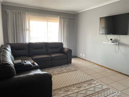 2 Bedroom Apartment in Parkrand