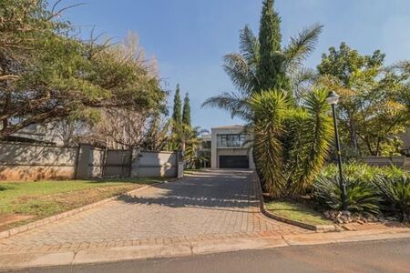 5 Bedroom House in Midstream Estate