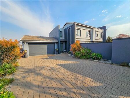 3 Bedroom House in Midstream Meadows